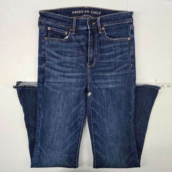 American Eagle Outfitters Denim - American Eagle Super hi-rise flare‎ 6 regular denim womens 5094